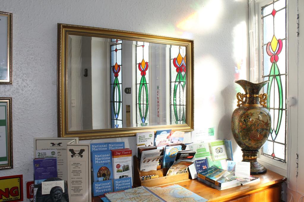 Ferry House Bed & Breakfast Dun Laoghaire Esterno foto