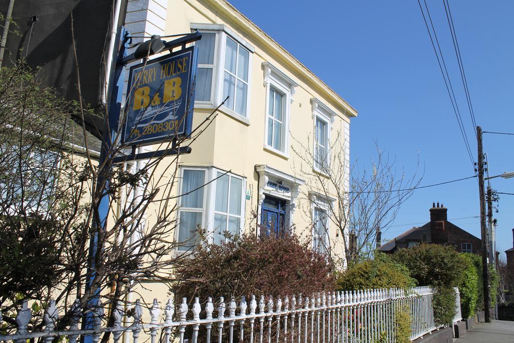 Ferry House Bed & Breakfast Dun Laoghaire Esterno foto